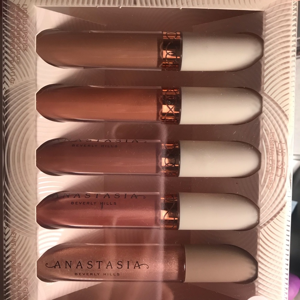Anastasia Beverly Hills lipgloss kit